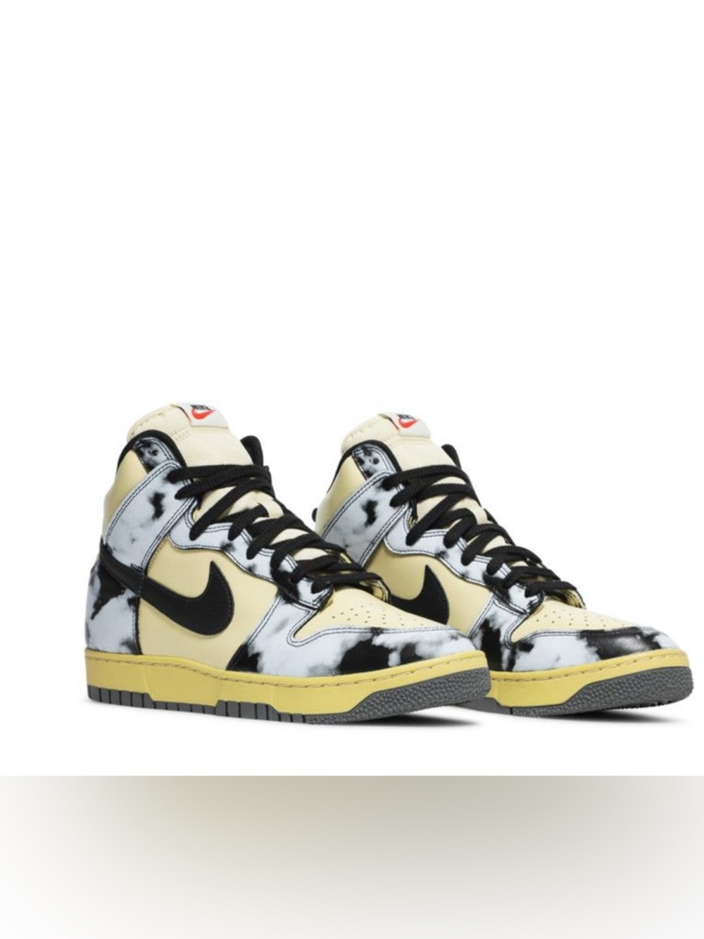 Nike Dunk High men’s lemon drop / black- Saturn gold - used